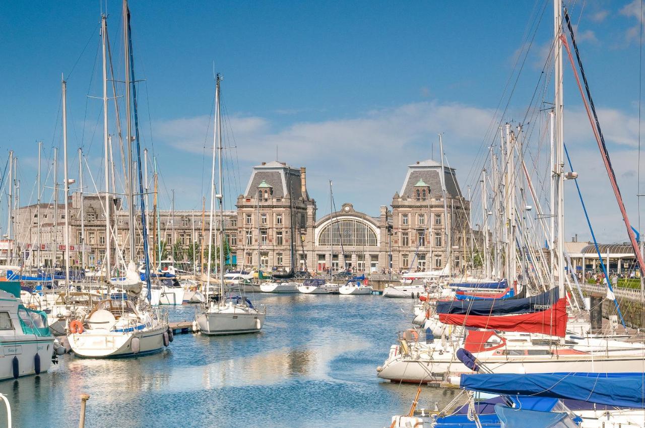 Studio Met Groot Zonneterras Centrum Oostende Luaran gambar