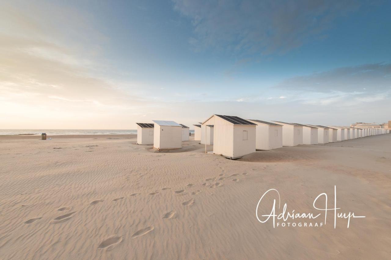 Studio Met Groot Zonneterras Centrum Oostende Luaran gambar